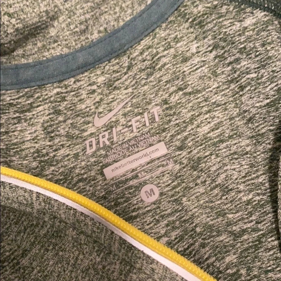 Nike Dri-Fit Oregon Ducks Marled Quarter Zip - Picture 5 of 5